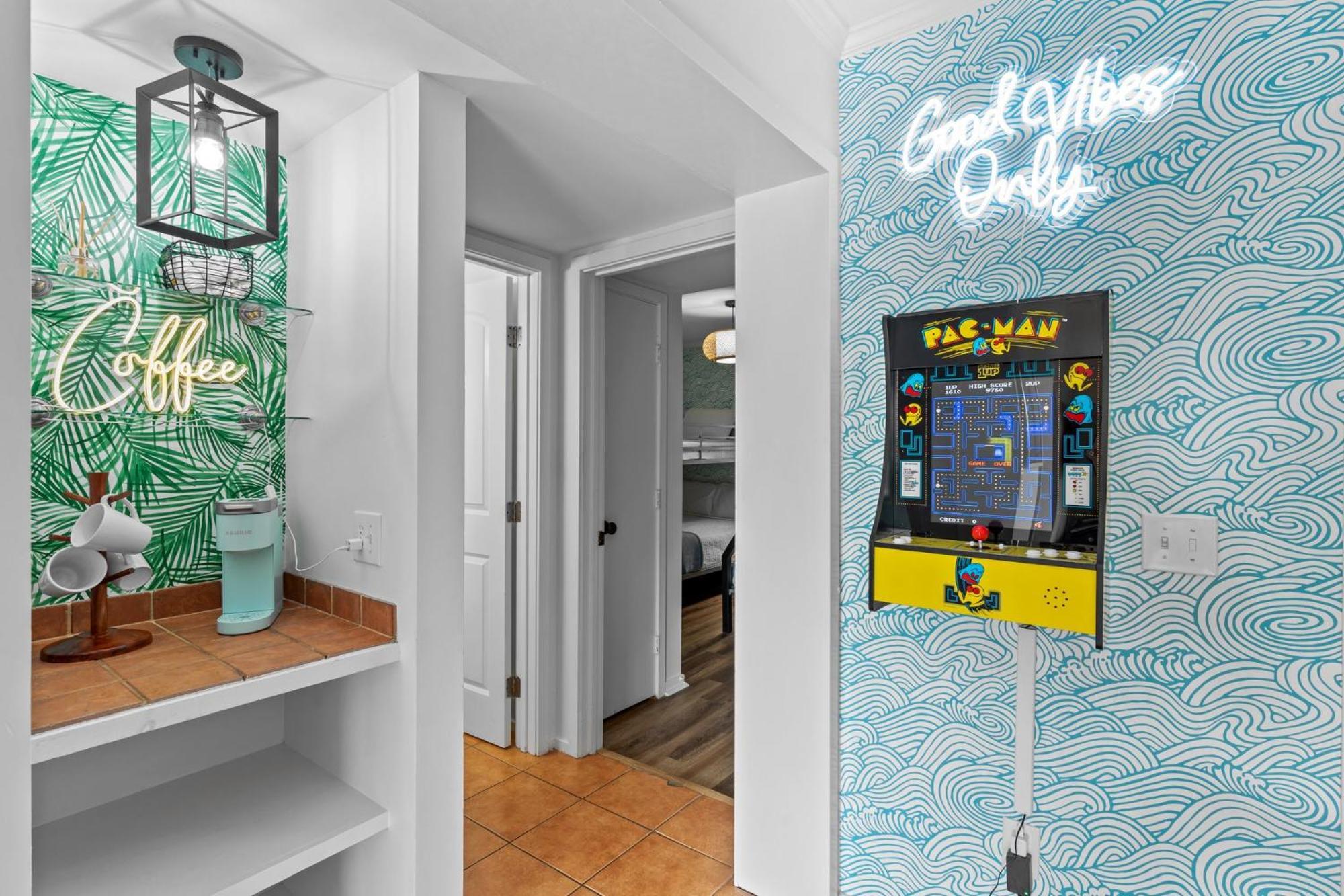 Hang Ten Hideaway, Pool, Condo, Parking - 6 Person Max Occupancy カロライナビーチ エクステリア 写真