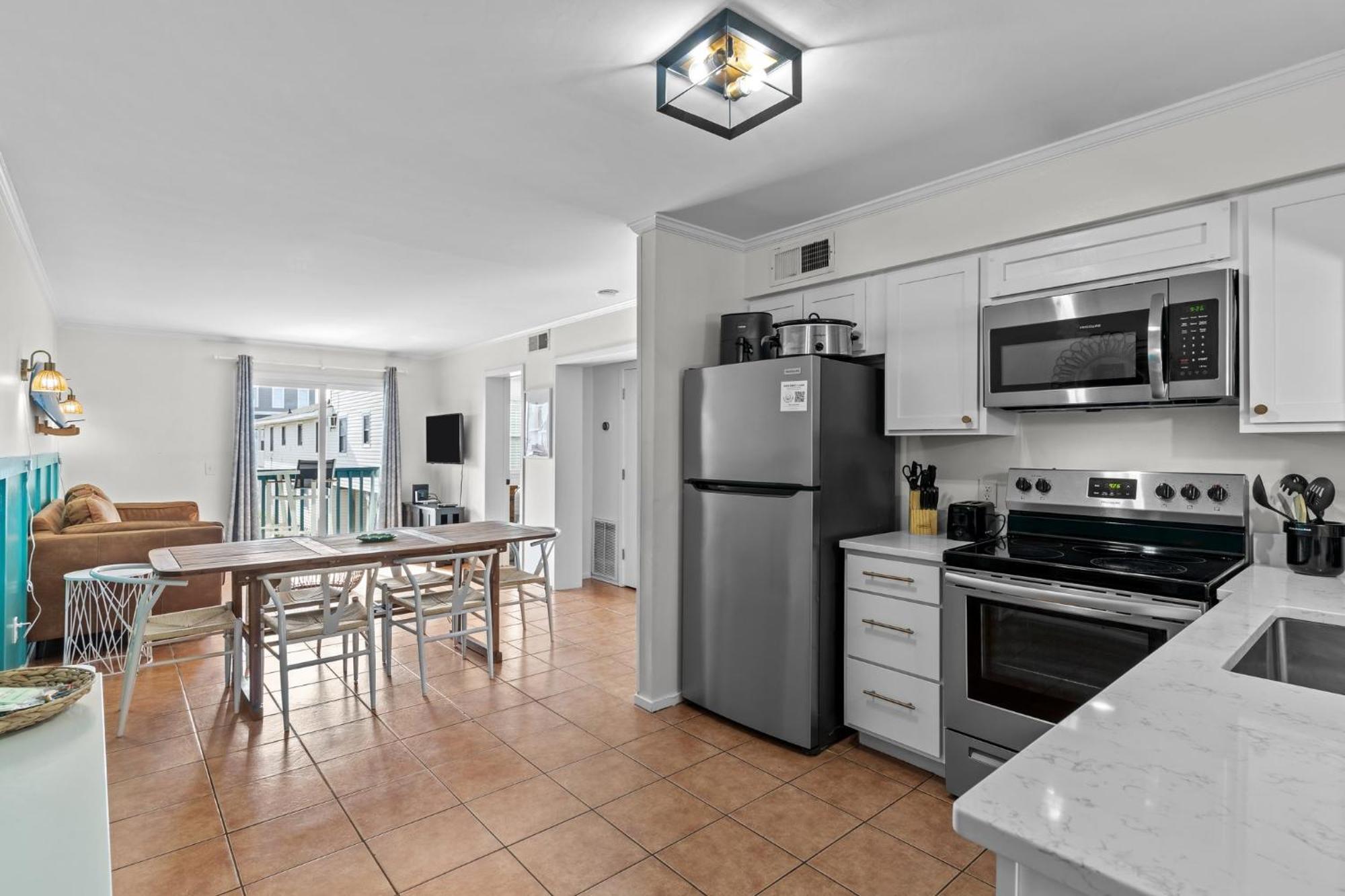 Hang Ten Hideaway, Pool, Condo, Parking - 6 Person Max Occupancy カロライナビーチ エクステリア 写真