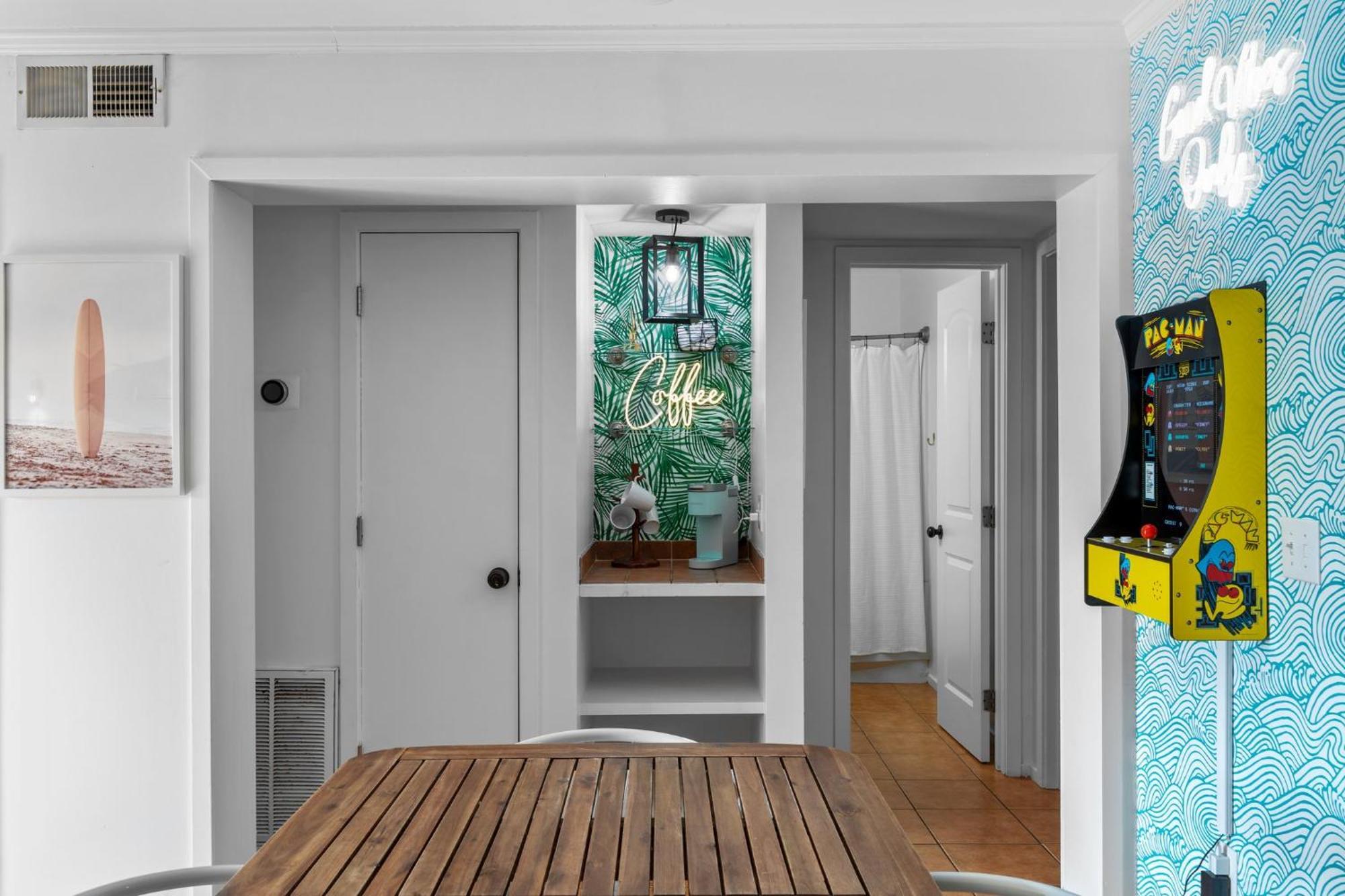 Hang Ten Hideaway, Pool, Condo, Parking - 6 Person Max Occupancy カロライナビーチ エクステリア 写真