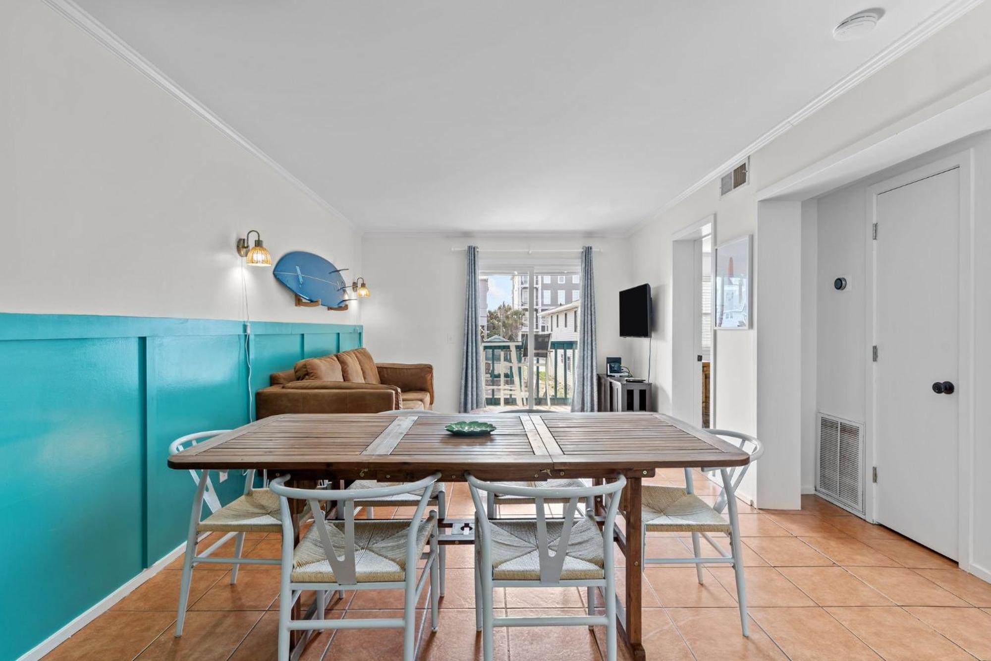 Hang Ten Hideaway, Pool, Condo, Parking - 6 Person Max Occupancy カロライナビーチ エクステリア 写真